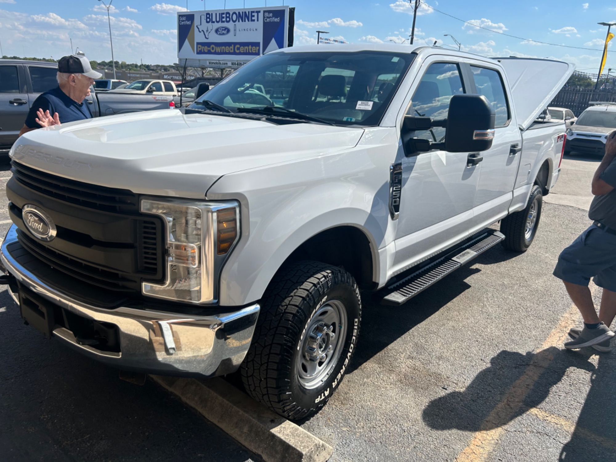 photo of 2019 Ford F-250 SD FX4 Crew Cab 4WD